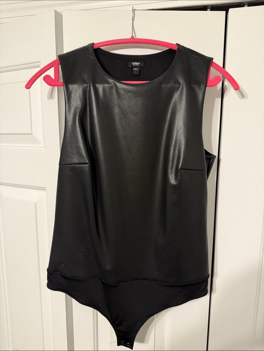 Leather Express body contour bodysuit